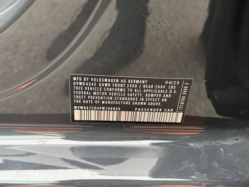 Used 2023 Volkswagen GTI 40th Anniversary Edition image 37