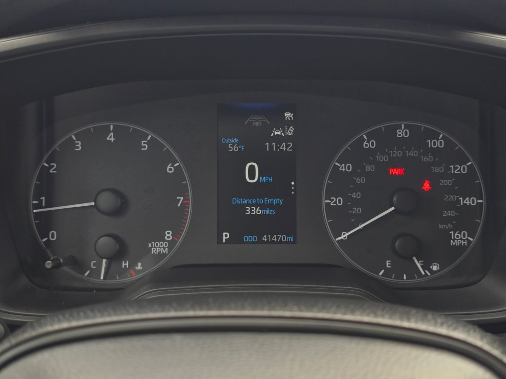 Used 2025 Toyota Corolla LE FWD image 36