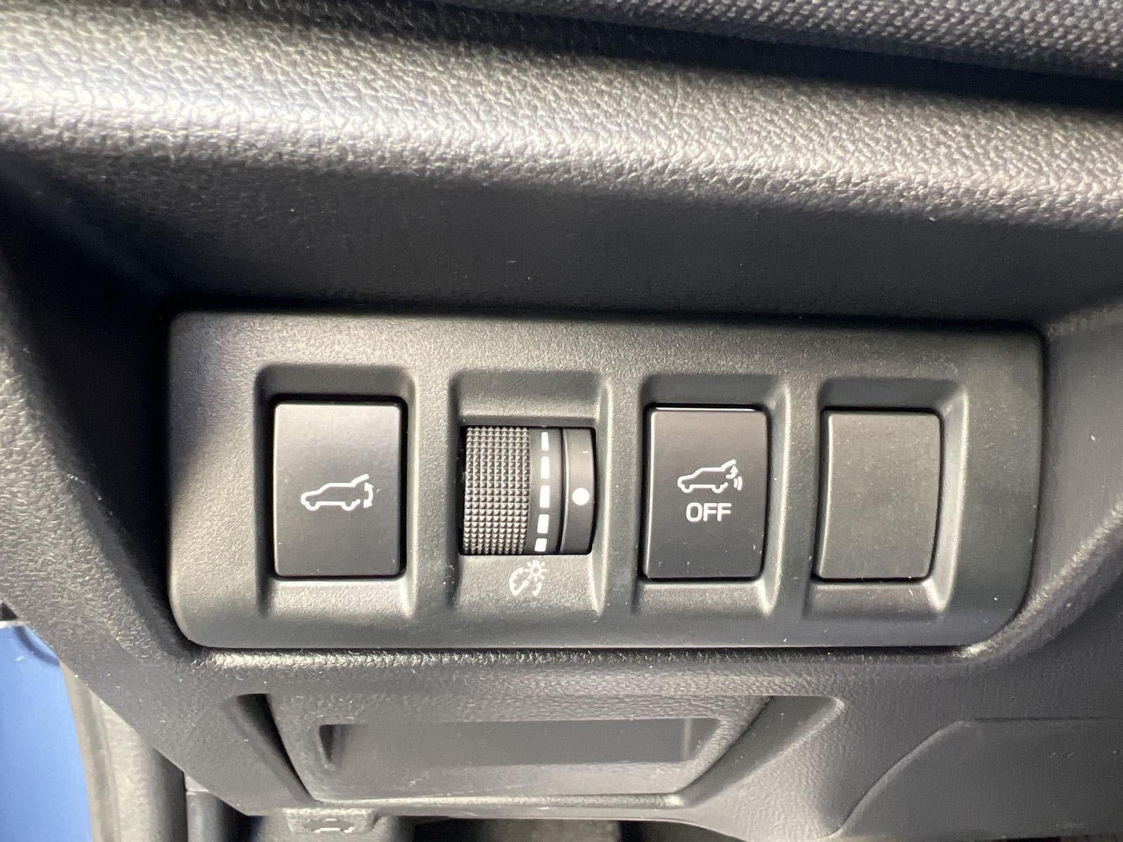 Used 2020 Subaru Outback Premium w/ Popular Package #1 AWD/4WD image 17