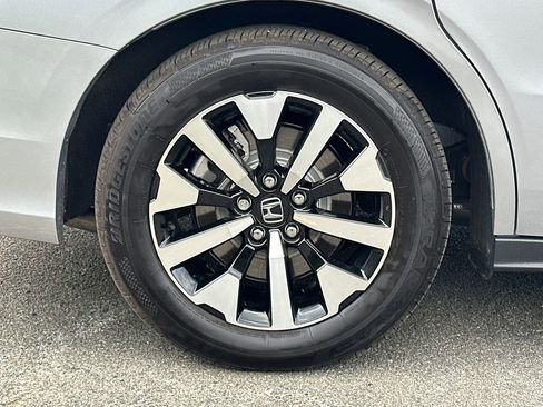 Certified 2026 Honda Odyssey EX-L image 8