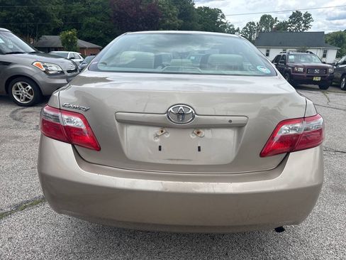Used 2009 Toyota Camry LE FWD image 22