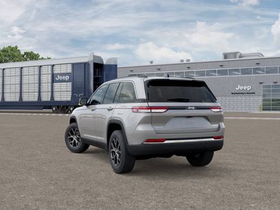 New 2025 Jeep Grand Cherokee Limited