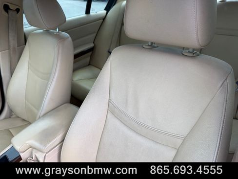 Used 2011 BMW 328i Sedan RWD image 13