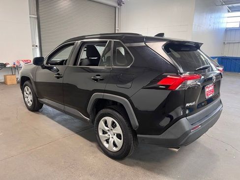 Used 2021 Toyota RAV4 LE w/ Carpet Mat Package (TMS) image 5