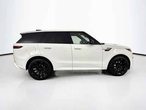 New 2026 Land Rover Range Rover Sport Dynamic SE AWD/4WD image 4