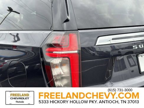 Used 2023 Chevrolet Suburban Premier image 12