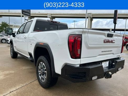 Used 2022 GMC Sierra 2500 AT4 w/ AT4 Preferred Package AWD/4WD image 8