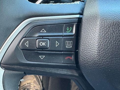 Used 2023 Jeep Grand Cherokee Altitude image 20