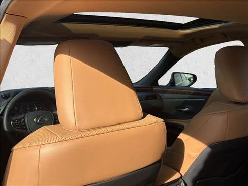 Used 2022 Lexus ES 350 w/ Premium Package image 12