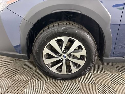 Certified 2025 Subaru Outback Premium w/ Popular Package #1A image 14