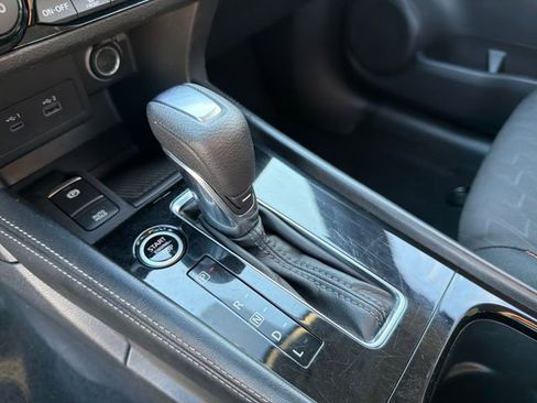 Used 2024 Nissan Kicks SR image 24