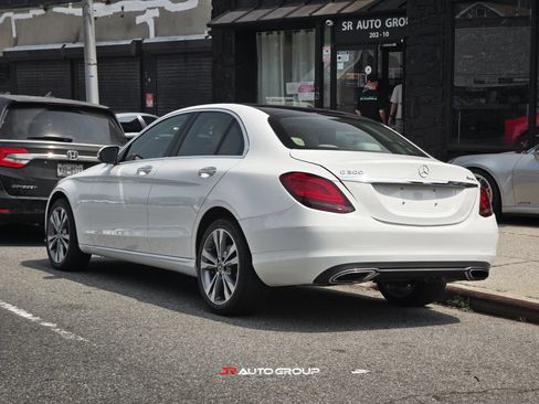 Used 2019 Mercedes-Benz C 300 4MATIC Sedan image 7