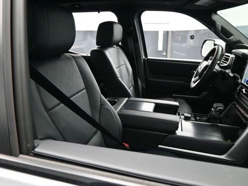 Used 2025 Toyota Tundra Platinum image 24