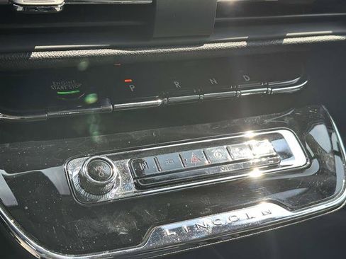 Used 2023 Lincoln Corsair AWD w/ Equipment Group 101A image 39