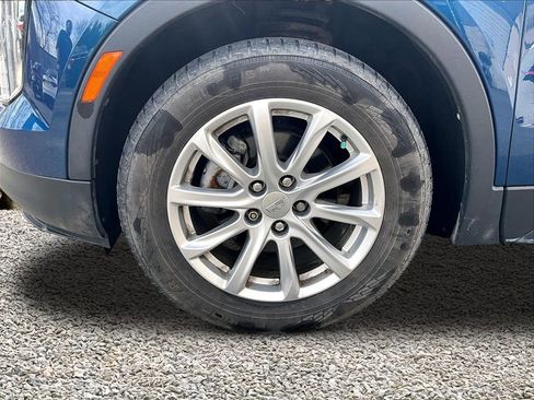 Used 2019 Cadillac XT4 Luxury w/ Trailering Package AWD/4WD image 9