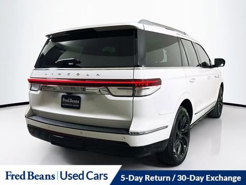 Certified 2024 Lincoln Navigator Reserve AWD/4WD image 8