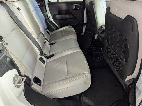 Certified 2021 Jeep Gladiator Mojave image 29