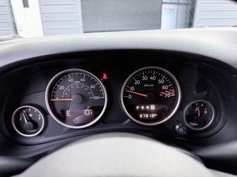 Used 2016 Jeep Wrangler Unlimited Sahara image 15