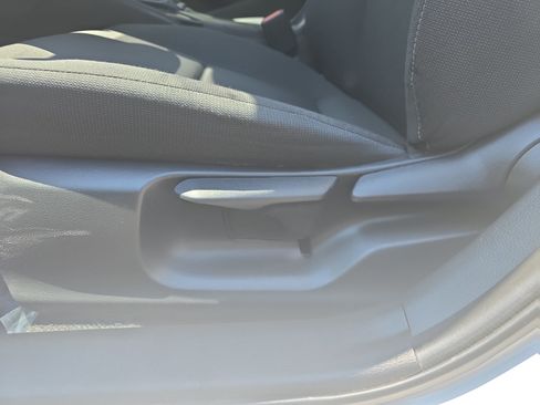 Used 2024 Toyota Corolla LE FWD image 28