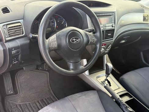 Used 2010 Subaru Forester 2.5X Premium image 4