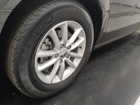 Used 2020 Dodge Grand Caravan SXT image 31