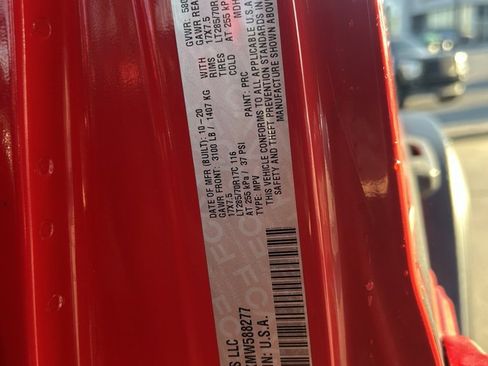 Used 2021 Jeep Wrangler Unlimited Rubicon w/ Dual Top Group image 11