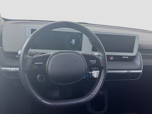 Used 2024 Hyundai Ioniq 5 SEL RWD image 17