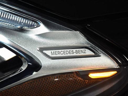 Used 2025 Mercedes-Benz GLC 43 AMG GLC 43 AMG image 82