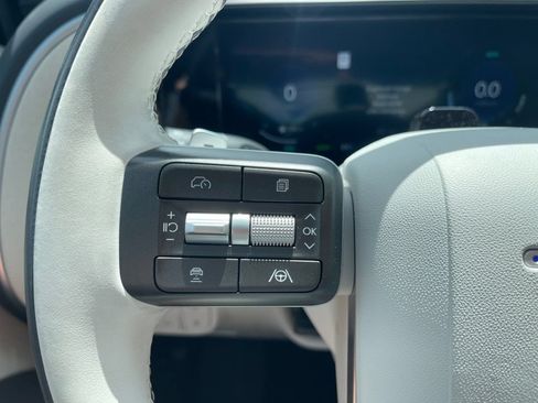 Used 2026 Hyundai Palisade Calligraphy FWD image 17