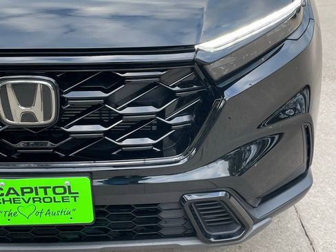 Used 2025 Honda CR-V Sport image 9