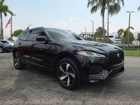 Used 2025 Jaguar F-PACE R-Dynamic S AWD/4WD image 2