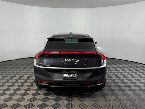Used 2025 Kia EV6 Light RWD image 9
