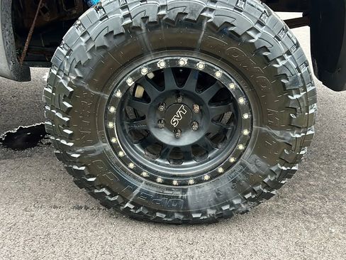 Used 2011 Ford F150 Raptor w/ Raptor Luxury Pkg image 30