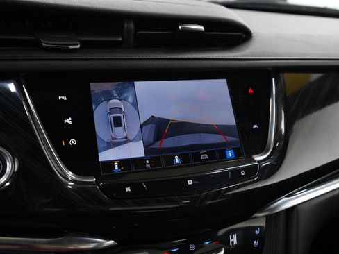 Used 2021 Cadillac XT6 Premium Luxury image 24