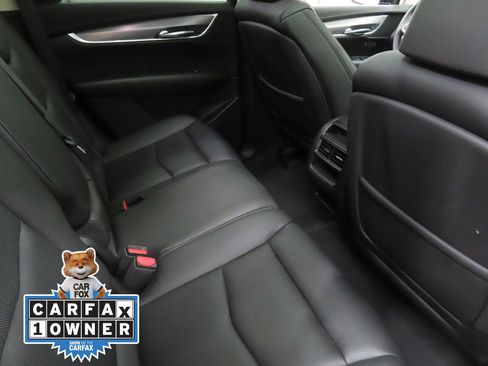 Used 2017 Cadillac XT5 Luxury w/ Driver Awareness Package FWD image 25