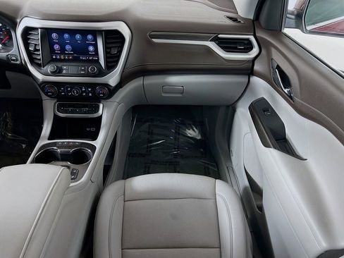 Used 2023 GMC Acadia SLT image 23