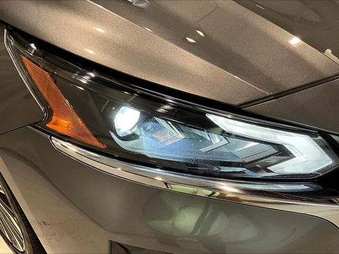 Used 2023 Nissan Altima 2.5 SL AWD/4WD image 31