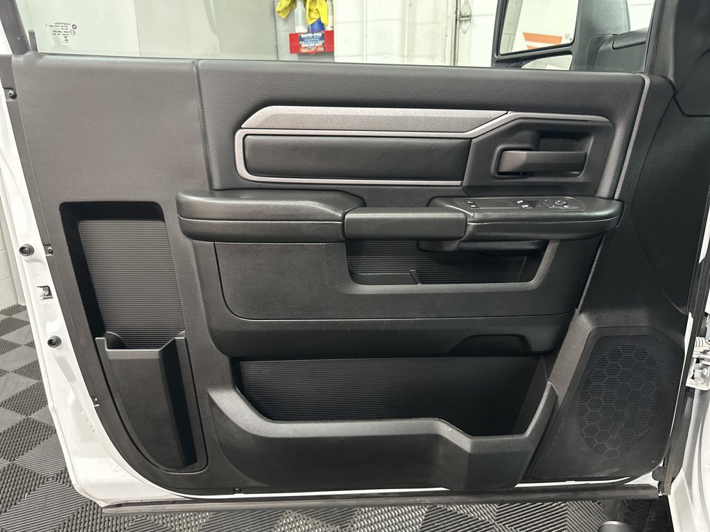 Used 2025 RAM 2500 Tradesman AWD/4WD image 17