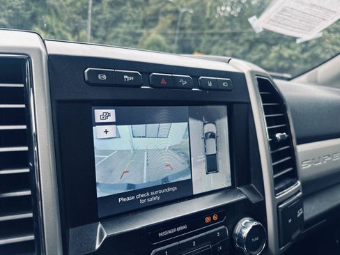 Used 2019 Ford F250 Lariat AWD/4WD image 8