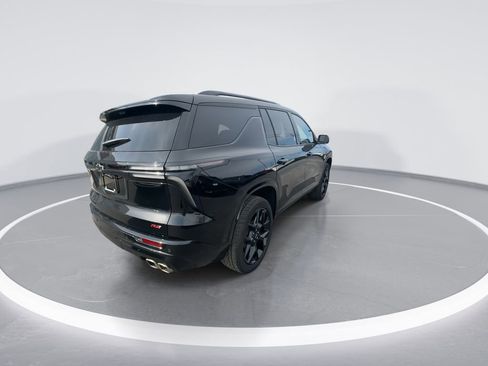 Used 2025 Chevrolet Traverse RS image 8