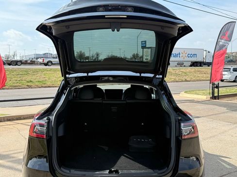 Used 2021 Tesla Model Y Long Range image 7