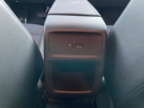 Used 2025 Buick Envista Preferred image 23