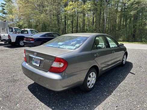 Used 2004 Toyota Camry LE FWD image 21