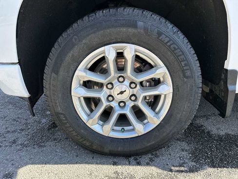 Certified 2025 Chevrolet Silverado 1500 RST image 12