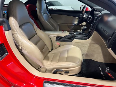 Used 2007 Chevrolet Corvette Convertible w/ Preferred Equipment Group image 30