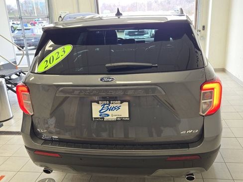Used 2023 Ford Explorer XLT w/ Equipment Group 202A image 12