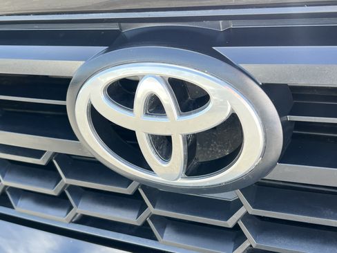 Used 2024 Toyota Tacoma TRD Off-Road AWD/4WD image 8
