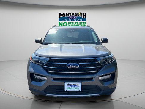 Used 2022 Ford Explorer XLT w/ Equipment Group 202A AWD/4WD image 9