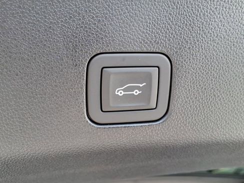 New 2026 GMC Yukon XL Denali w/ LPO, Floor Liner Package AWD/4WD image 14