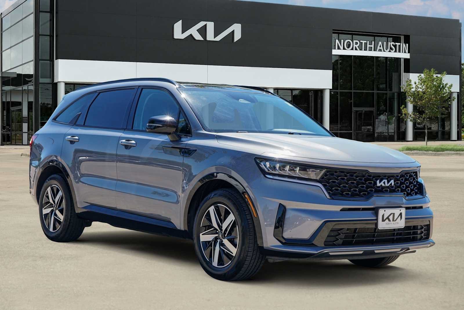 Used 2022 Kia Sorento S w/ Panoramic Sunroof Package FWD image 6